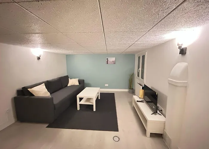 Maison Pres De La Pour 6 Pers. Avec Wifi - Fr-1-197-638 *