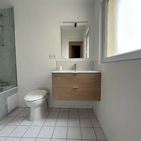 Dom wakacyjny Maison Pres De La Pour 6 Pers. Avec Wifi - Fr-1-197-638