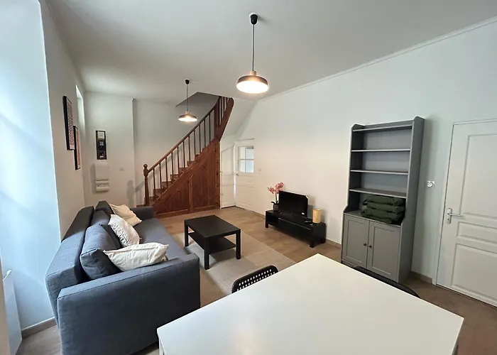 Maison Pres De La Pour 6 Pers. Avec Wifi - Fr-1-197-638 Ferienhaus